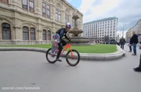 کلیپ دیدنی دوچرخه سواری حرفه ای در خیابان های شهر