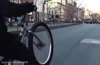 فیلم حرکات نمایشی و دوچرخه سواری حرفه ای در شهر