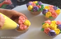 تزیین کاپ کیک به شکل سبد گل