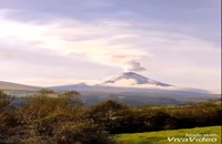 فیلمی از فعالیت آتشفشان اکوادور