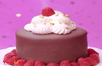 دکور و تزئین کیک های شکلاتی