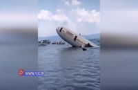 غرق شدن هواپیمای مسافربری در آب