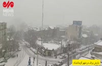 نمایی از بارش برف در شهر کرمانشاه
